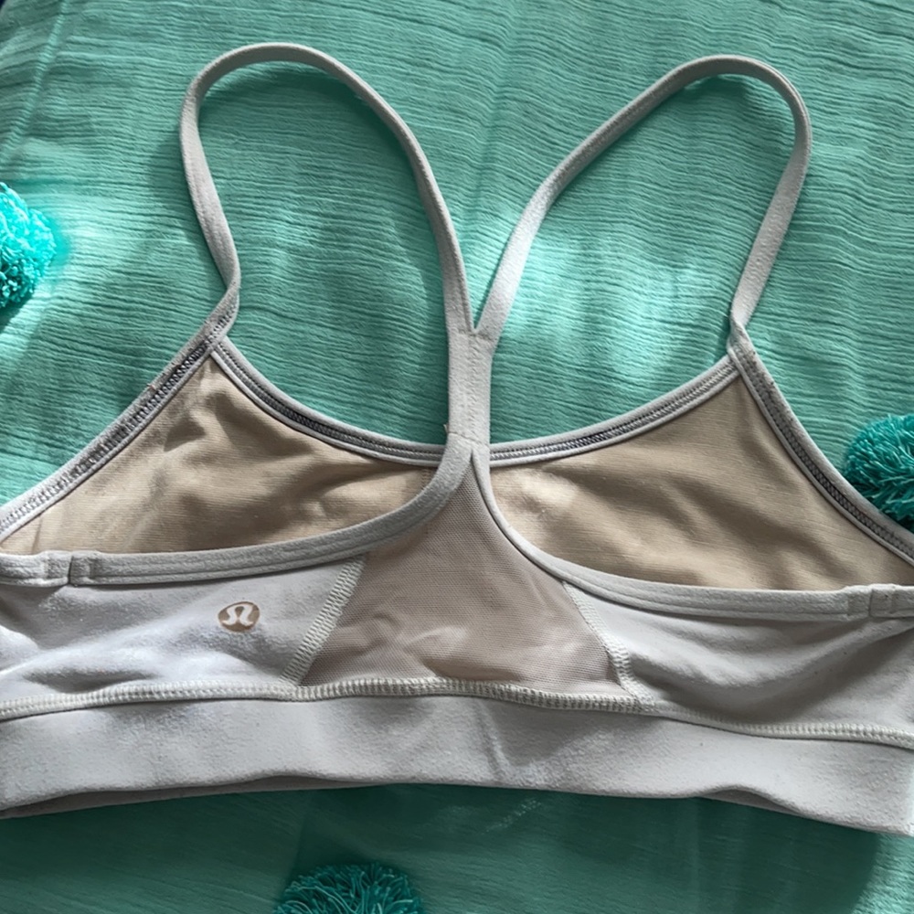 Lululemon Flow Y Bra - Picture 4 of 5